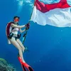 Kirana Larasati Menyelam di Laut