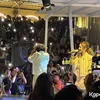 Momo manggung bareng Enau