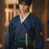 Byeon Woo Seok pakai hanbok