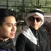 Verrell Bramasta Kenakan Busana Terbaik untuk Ibadah