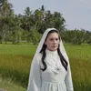 Hannah Al Rasyid jadi wanita misterius.