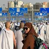 Perjalanan Haji Hanung Bramantyo dan Zaskia Adya Mecca