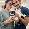 Tyas Mirasih dan Tengku Tezi Selfie Bareng Kucing Gemblong