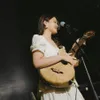 Aruma main gitar