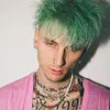 7 Potret Machine Gun Kelly Pada Ajang American Music Awards 2021 Mendapat Penghargaan Favorite Rock 