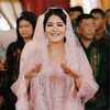 Kahiyang Ayu &amp; Bobby Nasution - Jokowi