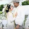 Busana 'pernikahan' Michelle Ziudith dan Rio Dewanto