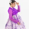Rossa Pakai Hanbok Motif Batik