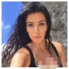 Selfie Hamil Kim Kardashian