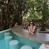 Alyssa Daguise Menopang Dagu