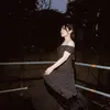 Bernadya Pose Anggun di Depan Kamera
