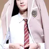 Cha Eun Woo Pakai Jas Pink