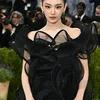 Ningning aespa di met gala 2026