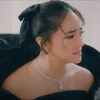 Pesona Marshanda di MV &#039;SEGALANYA