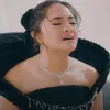 Pesona Marshanda di MV &#039;SEGALANYA