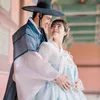 Seleb cantik pakai hanbok