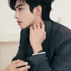 Side profile Song Weilong