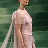  Phoebe Dynevor