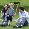 Kate Middleton &amp; 2 Anaknya