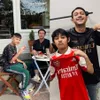 Potret kembar ayah dan anak artis Indonesia yang plek ketiplek