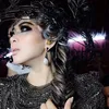 Pose Cantik Manja Syahrini