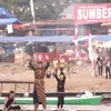 Potret Aisar Khaled Ikut Lomba Pacu Jalur