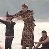 Potret Aisar Khaled Ikut Lomba Pacu Jalur
