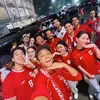 Potret Al Ghazali Tampil Unik Saat Nonton Timnas