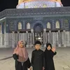 Oki Setiana Dewi di Masjidil Aqsa