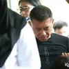 Anang Hermansyah Menangis di Pemakaman Bunda Iffet