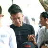 Anang Hermansyah Menangis di Pemakaman Bunda Iffet