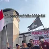 Andovi da Lopez dan Jovial da Lopez Orasi depan Gedung DPR