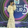 Potret Anggunnya Kania Permatasari Dibalut Dress Cantik Kapanlagi Com Salah satu peserta bintang pantura5. potret anggunnya kania permatasari