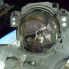 foto-foto astronot di luar angkasa