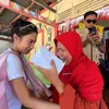 Azizah Salsha beri santunan korban banjir