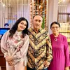 Potret Bella Saphira Ultah ke-52 Tahun
