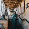 Tampil Menawan dengan Gamis Hijau Tua