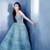lu yu xiao dengan dress biru