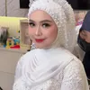Cantik saat menatap kamera