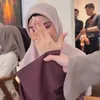 Syifa Hadju malu-malu tunjukkin cincin