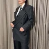 Potret Cantik Wulan Guritno dengan Jas Hitam