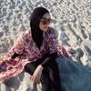 Citra Kirana tampil cantik di pantai.