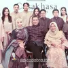 Cut Tary Rayakan Lebaran Bersama Suami dan 3 Anak