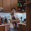 Iqbaal ramadhan bersandar di dapur