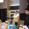 Pinkan Mambo Live TikTok di Dapur