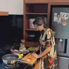 Glenca Chysara masak pakai daster