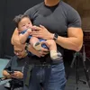Deddy Corbuzier Gendong Baby Andrew