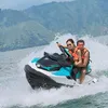Bella Bonita nyetir jetski