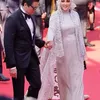 Potret Detail Gaun Syahrini di Cannes