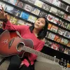 Dheandra Adelina